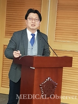 연세대 사회복지대학원 송인한 교수.