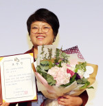고대 안암병원 진료협력팀 윤숙녀 팀장이 지역의료전달체계 확립의 공로를 인정받아 서울특별시병원회장상을 수상했다.