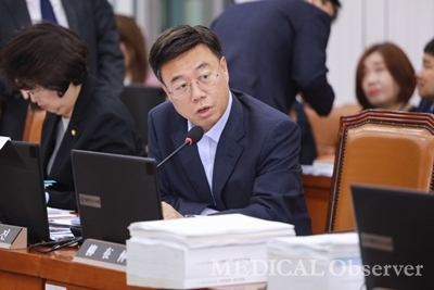 국회 보건복지위원회 신상진 의원. ⓒ메디칼업저버 김민수 기자