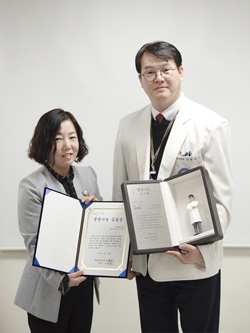 한양대병원 강형구 교수(응급의학과)가 18일 '한국장기조직기증원 생명나눔 공로상'을 수상했다.