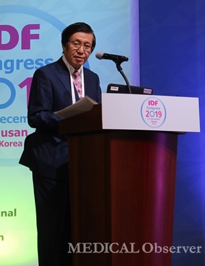 일본 동경의대 Takashi Kadowaki 교수