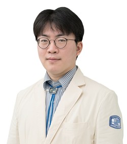 ▲서울성모병원 윤창익 교수.