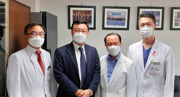 서울시병원회 고도일 회장은 14일 대림성모병원 김광태 회장과 김성원 이사장, 홍준석 병원장 등과 간담회를 개최했다.