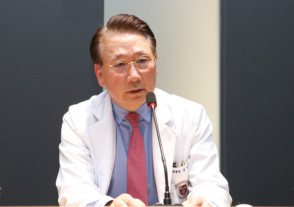 고려대학교의료원 김영훈 의무부총장 겸 의료원장은 내년 초까지 제4병원 건립을 위한 계획을 가시화할 것이라고 강조했다.