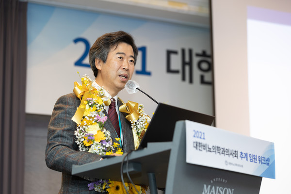 조규선 서울탑비뇨의학과의원 대표원장이 대한비뇨의학과의사회 제14대 회장으로 선출됐다.