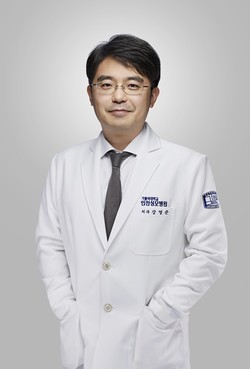 ▲인천성모병원 유방외과 강영준 교수.