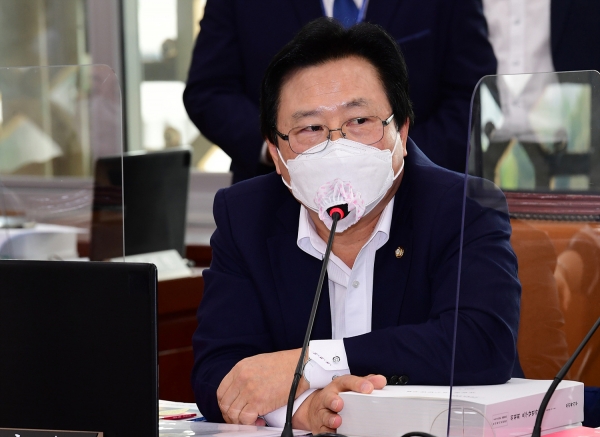 국민의힘 강기윤 의원.