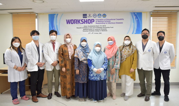 한양대병원은 3~8일 본원에서 아시아개발은행(ADB) 사업 일환으로 인도네시아 람풍의대 관계자를 대상으로 선진 감염병 대응을 위한 교육 노하우 전수에 나선다고 5일 밝혔다.
