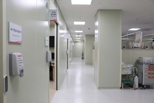 한림대학교동탄성심병원은 이번달 소화기내시경센터를 확장해 개소했다고 20일 밝혔다.
