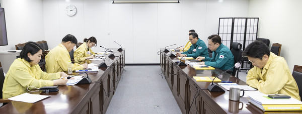 보건복지부는 30일 제2차 긴급상황점검회의를 개최했다.