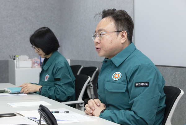 조규홍 보건복지부 장관은 14일 오전 9시 47개 상급종합병원 간호관리자와 간담회를 개최했다.
