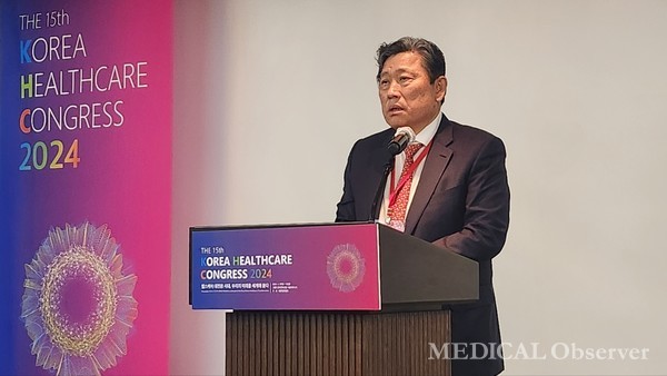 12일 제42대 대한병원협회 신임 회장에 중소병원협회 이성규 회장이 선출됐다.