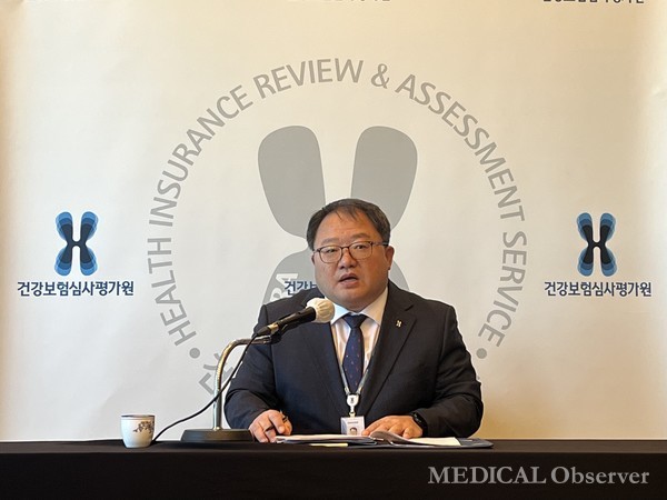 건강보험심사평가원 김한정 안전경영실장은 4일 전문기자단 출입기자단과 기자간담회를 열고 강원 및 제주본부 설립 이유와 추진현황을 설명했다.