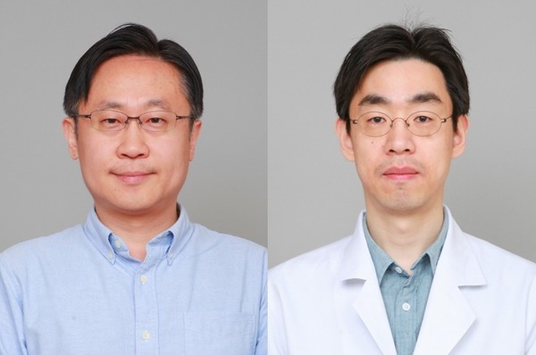 (왼쪽부터) 울산의대 서울아산병원 미생물학교실 김헌식 교수_병리과 성창옥 교수.