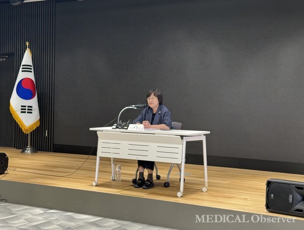 대한의사협회는 지난달 20일 전 직역을 한 데 모은 범의료 협의체인 '올바른 의료를 위한 특별위원회'를 구성했다. 