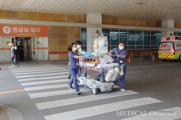 환자 이동을 고려한 아주대병원 권역외상센터