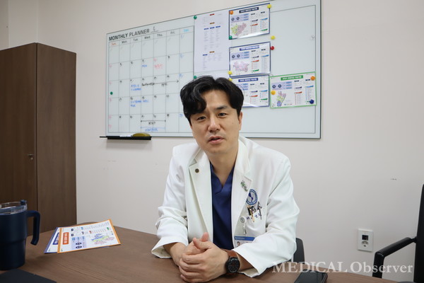 △아주대병원 권역외상센터 정경원 센터장.