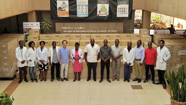 부광약품은 아프리카 말라위 대양누가병원에 의약품을 지원했다고 10일 밝혔다. 