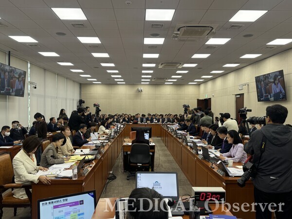 국회 보건복지위원회는 지난 23일 보건복지부와 질병관리청, 식품의약품안전처 등 기관들을 대상으로 종합 국정감사를 진행했다.