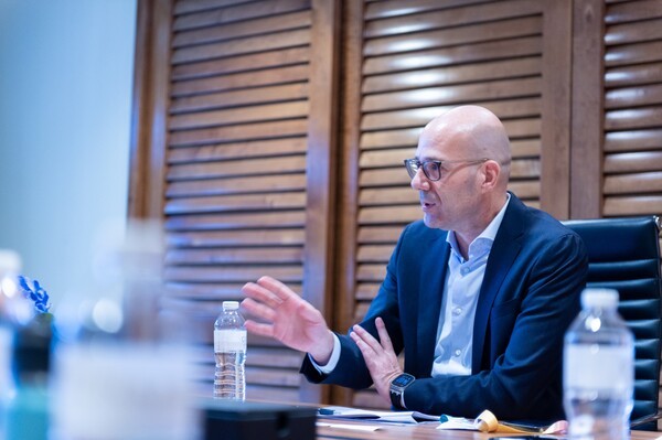 6~8일 싱가포르에서 열린 유럽종양학회아시아 연례학술대회(ESMO Asia 2024)에서 만난 머크 글로벌 항암사업부 Yariv Hefez 부사장 겸 총괄은 글로벌 시장에서 선두주자가 되기 위해 혁신을 이어 가겠다고 강조했다. 