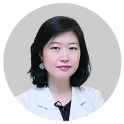 좌장: 성경림 교수(울산의대 안과)