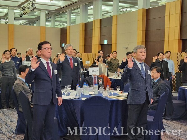 충청북도의사회가 충청북도의사회 양승덕 회장이 지난 14일 청주시 엔포드호텔에서 제72차 정기대의원총회를 개최했다.