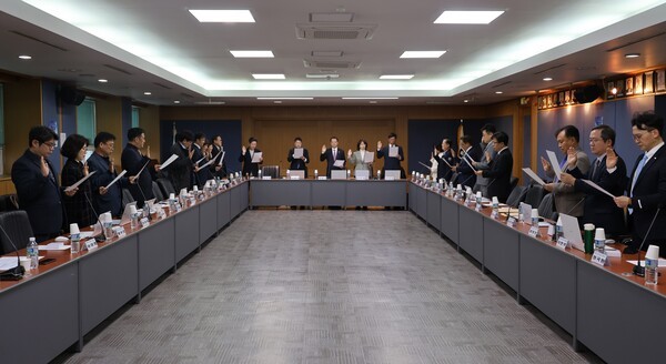 대한치과의사협회는 지난 15일 제12회 정기이사회를 열고2025 대선 정책 기획 및 홍보 추진단 구성을 의결했다.