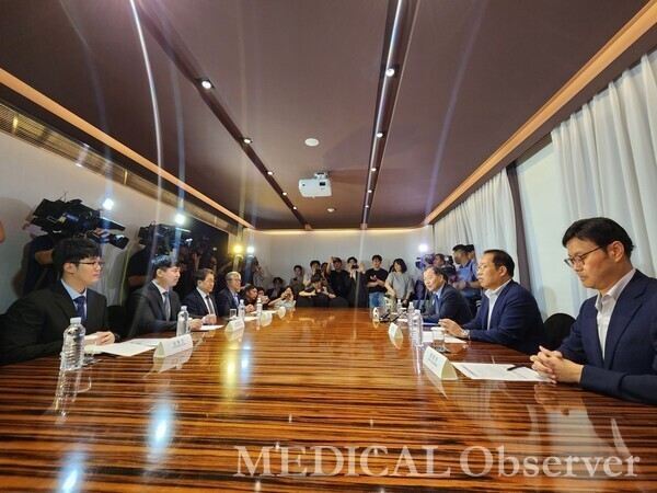 보건복지부는 7일 제3차 수련협의체 회의를 개최했다. 