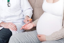 기사 제목 '임신 초기 의도치 않은 당뇨약 노출, 자연유산 불안감 덜어'의 대표 이미지