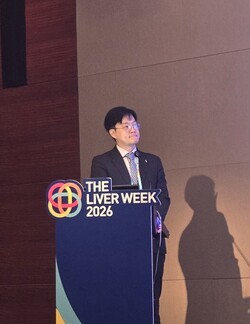 기사 제목 '간암 감시의 진화···AI 기반 고위험군 선별에서 개인 맞춤형 전략까지'의 대표 이미지