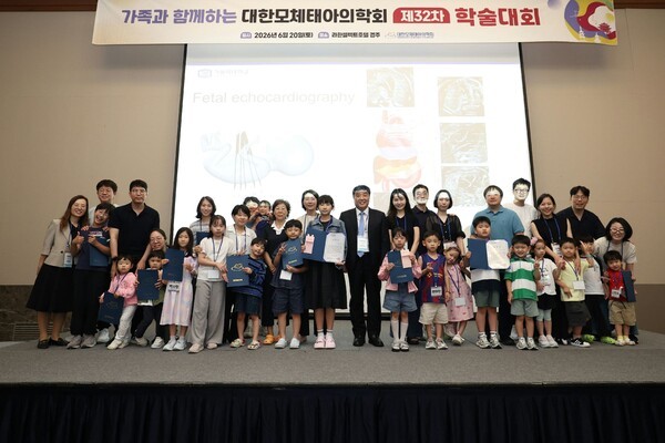 기사 제목 '다태 임신·뇌성마비 원인에 대한 의학적 근거 논의되다'의 대표 이미지