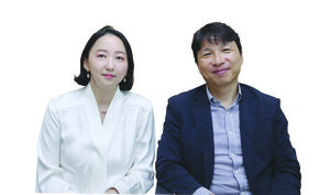 왼쪽부터 서울배내과 배현미 원장, 연세거평의원 박광일 원장.