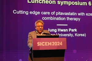 한양의대 박정환 교수가 지난 13일 서울국제내분비학술대회(SICEM)에서 'Cutting edge care of pitavastatin with ezetimibe combination therapy' 제목으로 강연했다.